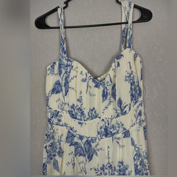 Reformation Jayde Maxi Dress - Lupine Floral Size 12 - Picture 14 of 16